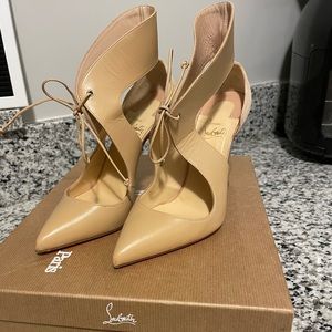 Christian Louboutin Ferme Rouge 100m nude
